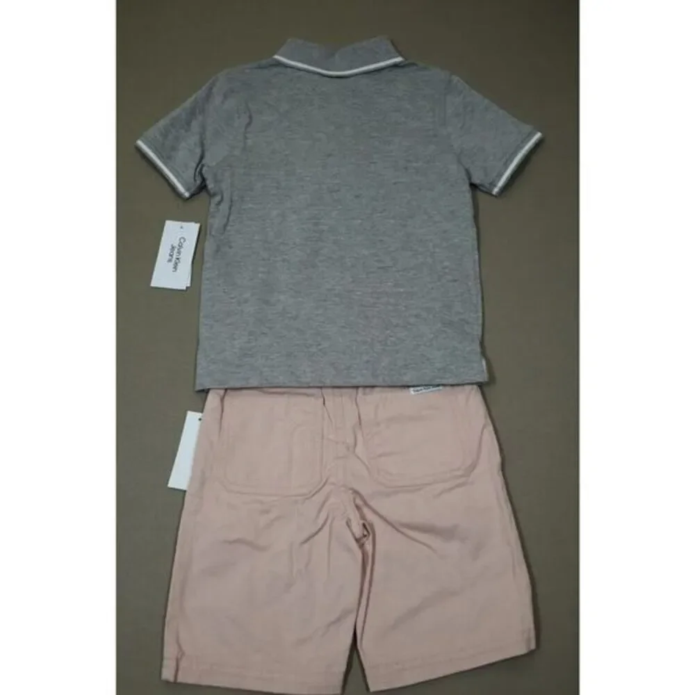 Calvin Klein‎ Jeans Boys Grey and Light Pink 2pc Set Size 5